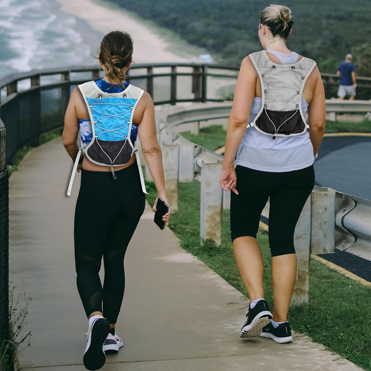 Ultra Lightweight Running Hydration Vest 2L Bladder 6 Pocket Pack 103g