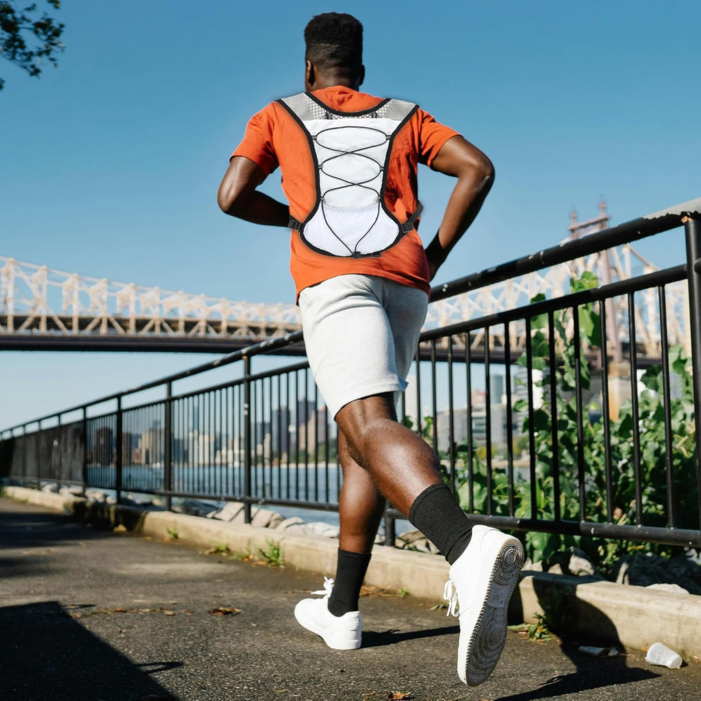 Ultra Lightweight Running Hydration Vest 2L Bladder 6 Pocket Pack 103g