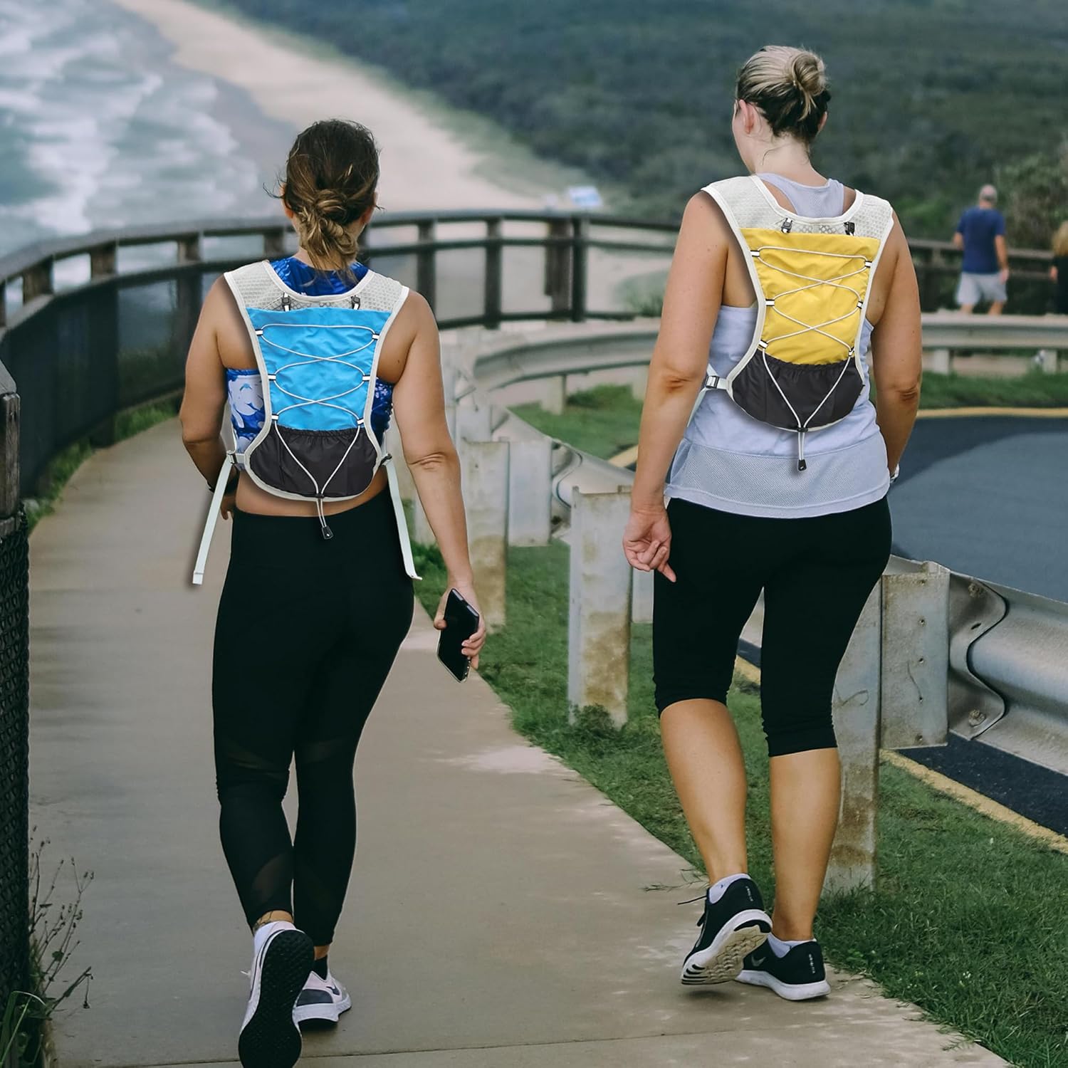 Ultra Lightweight Running Hydration Vest 2L Bladder 6 Pocket Pack 103g