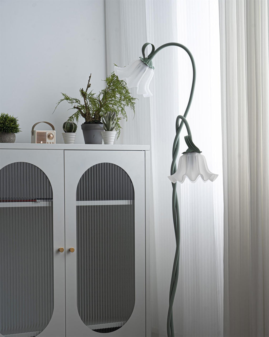 Calla Flower Floor Lamp Matte Green Floral Standing Light